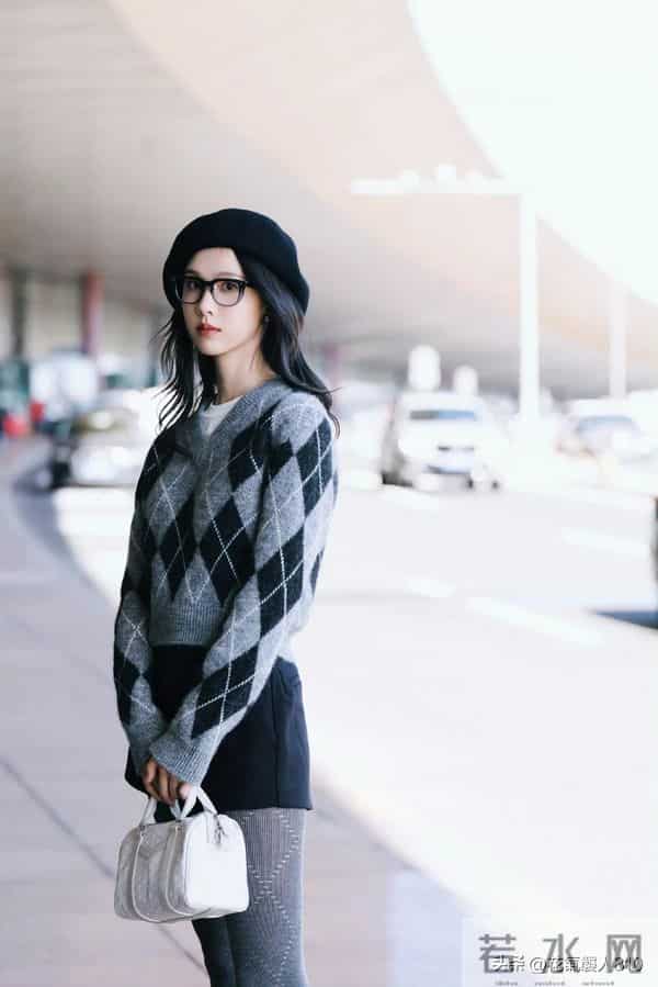 陈都灵英伦风穿搭，太飒啦！