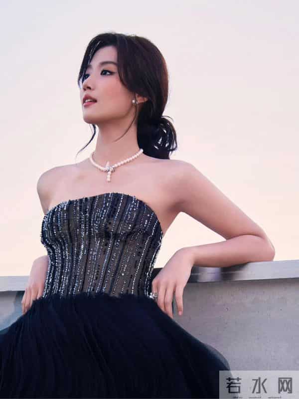 女神降临 卢昱晓