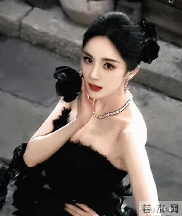 这一次，杨幂一个“特殊举动”实现口碑暴增，刘恺威输得彻底