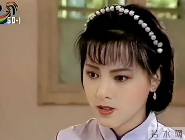 难怪王扶林导演非要把她“化丑”，当年的她漂亮到欧阳奋强不敢看