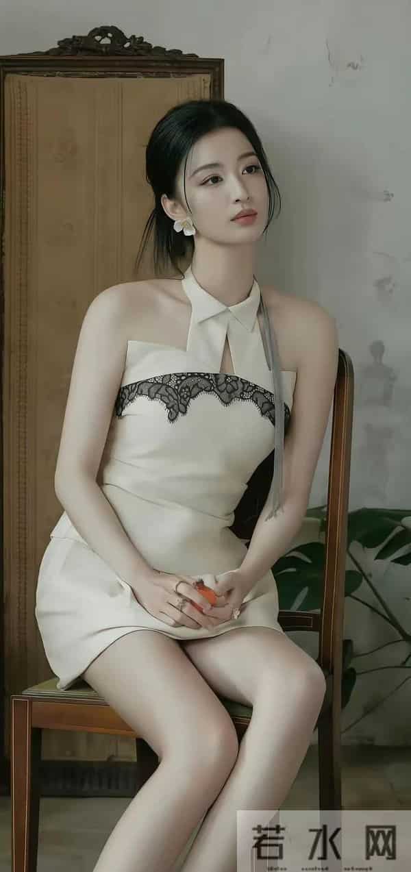 来自“王楚然”的美颜暴击，这颜值真的太绝啦！