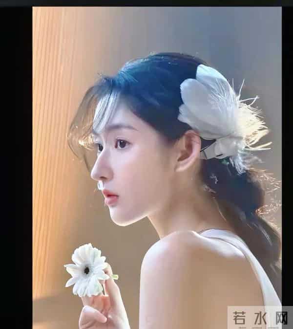 王玉雯吊带短裙热舞，翩若惊鸿小天鹅！