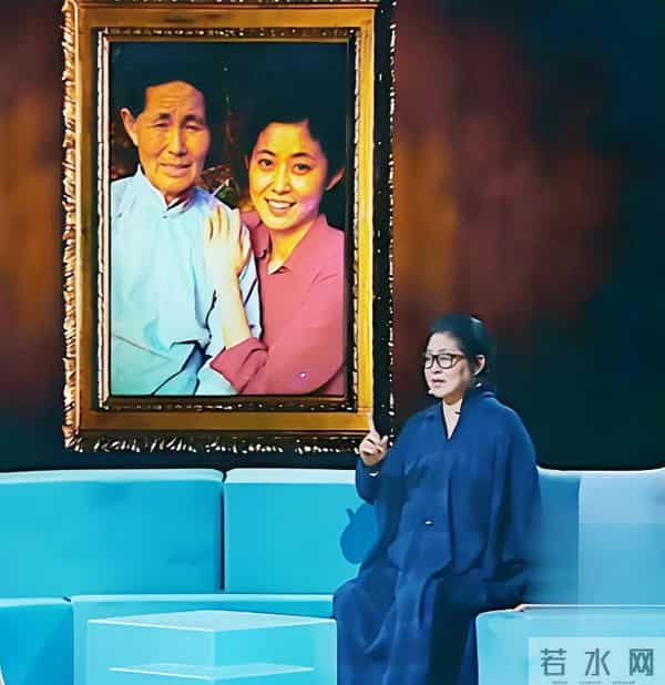 倪萍：儿子患眼疾，她觉得愧对王文澜