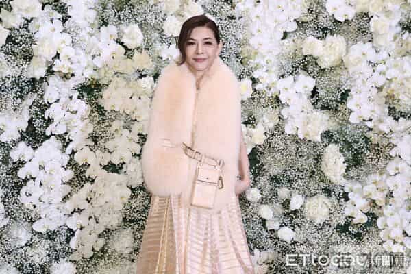 邱泽、许玮宁名字登台北101？贾永婕点头「贾董愿意」　幽默喊：要付钱