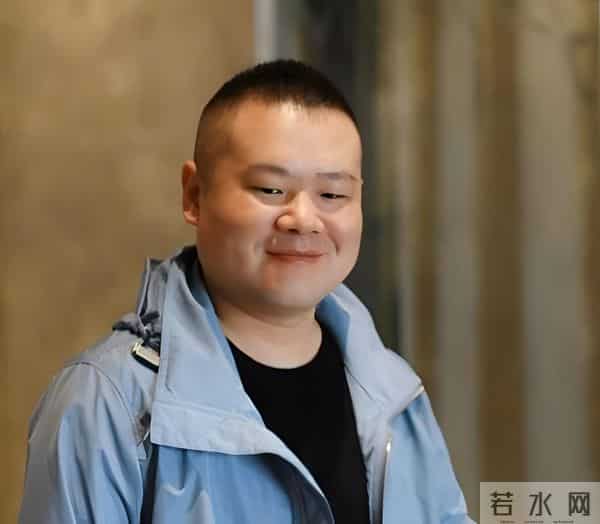 钱再多有什么用？官媒出手揭岳云鹏夫妇真实现状，走上于谦的老路