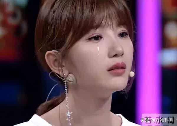 分手8年后，再次官宣喜讯的毛晓彤，已经成陈翔高攀不起的存在