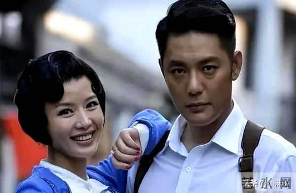 影帝抛弃糟糠妻：是人性还是娱乐圈的生存？20年婚姻真相炸翻全网