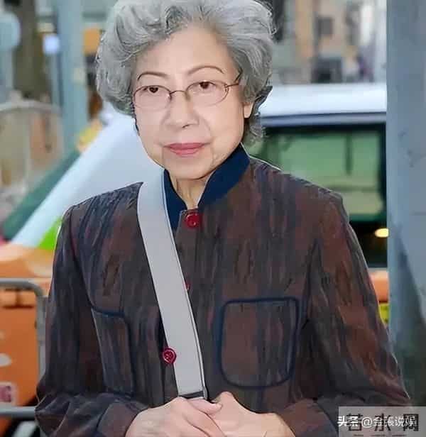 91岁TVB老戏骨被曝低调离巢，已被TVB官网除名，双方合作逾半世纪