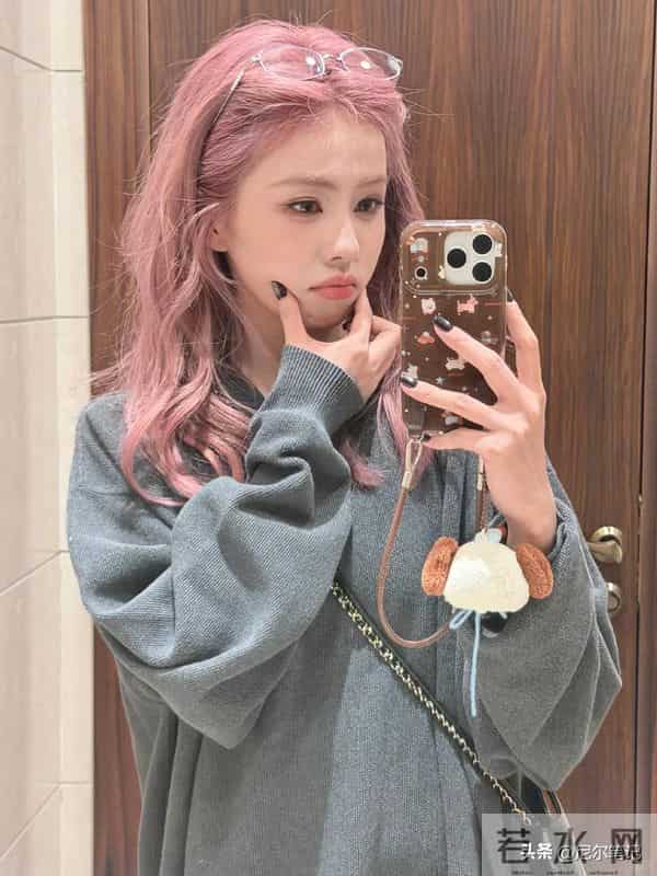 广电总局镜头好真实，31岁白鹿最新状态：素颜美上热搜，艳压杨颖