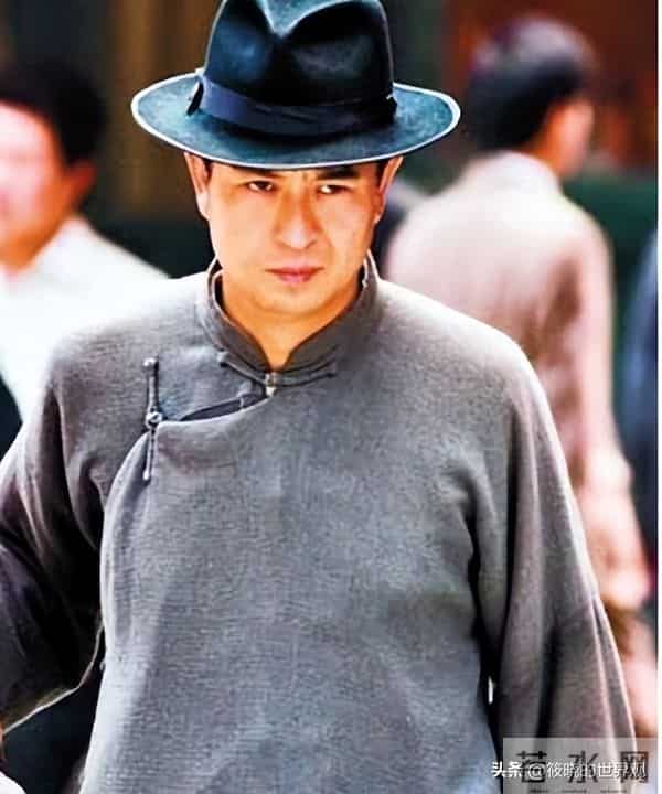 离婚传闻真相大白1年后，55岁张嘉益近况曝出，一点也不让人意外