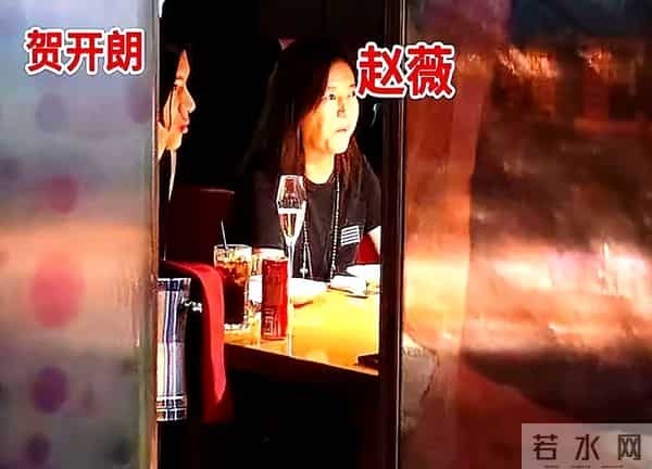翻身无望！49岁赵薇近况再曝，表弟佘智江被捕，事业婚姻全失败