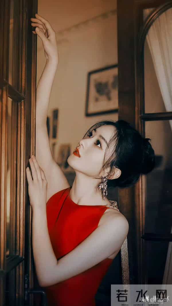 赵丽颖这组图，美到让人移不开眼！