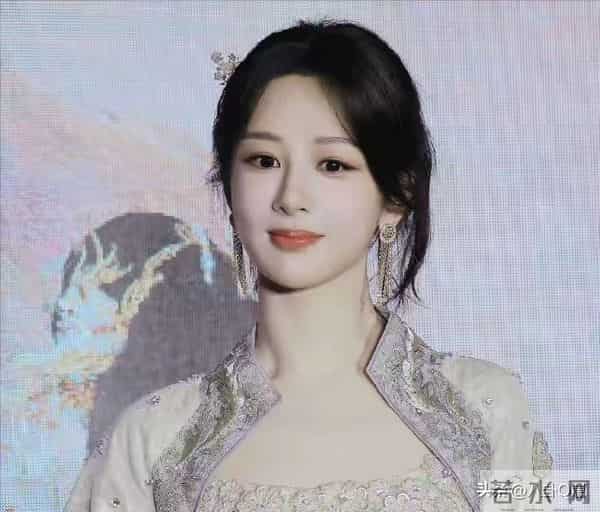 地位又变了？央媒对杨紫用了特殊称呼，再次印证了孙红雷的眼光