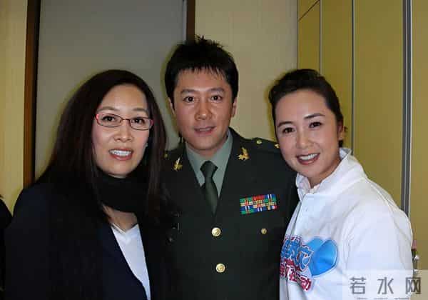 一场生日，戳穿了58岁那英的江湖地位，周深确实一个字都没说错