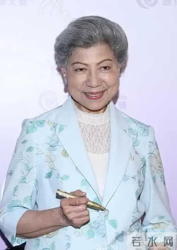 91岁TVB老戏骨被曝低调离巢，已被TVB官网除名，双方合作逾半世纪