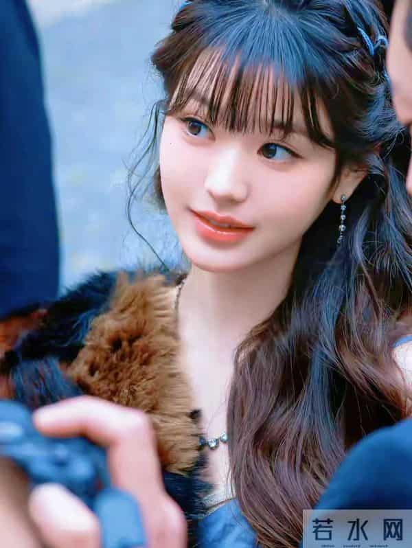 可盐可甜张元英，性感身材藏不住的美！