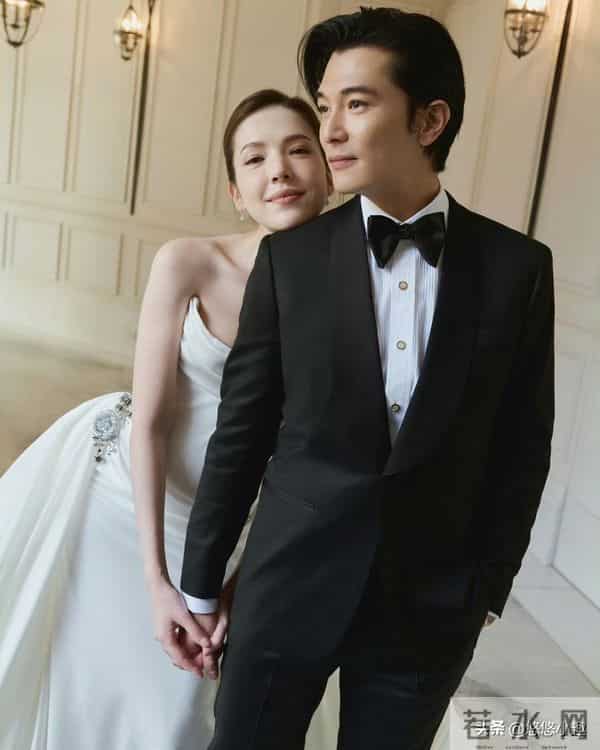 邱泽许玮甯婚礼曝光！大摆40桌，44岁邱泽造型被吐槽，林心如被问