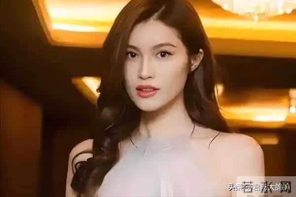 前靠赵露思翻红，后有妻子一个举动实现口碑暴增，陈伟霆才是赢家