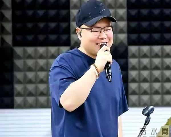 不容易啊，岳云鹏夫妻开公司欠税，黑粉终于能找机会攻击德云社了