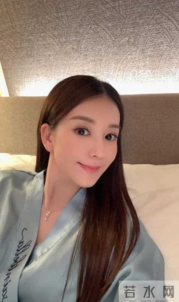 方媛庆小女儿满月，近照曝光又瘦又美，郭富城大方回应是否生四胎