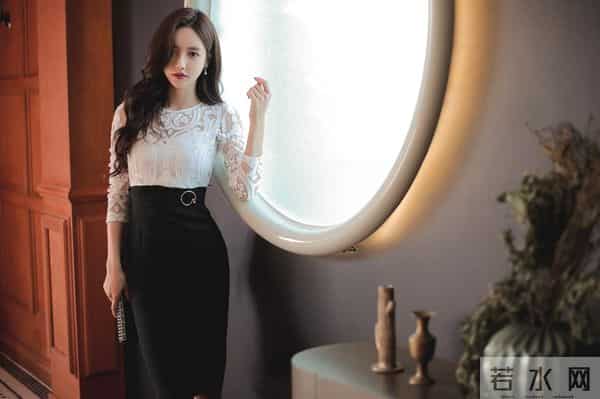 孙允珠『卷曲积云纯雪色透明花纺上衣』