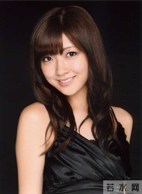 熊井友理奈：岛国九零后女星，身高一米八一，厉害吧！