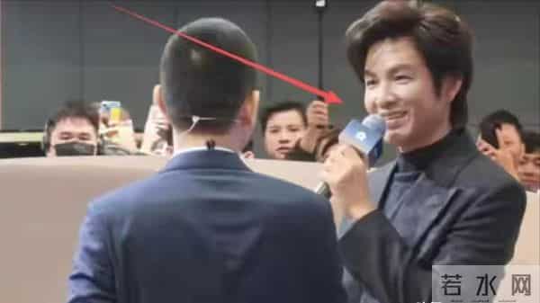 年纪大了就别尬演美男！油光满面脸部肿胀，这是迷倒女人的皮囊？