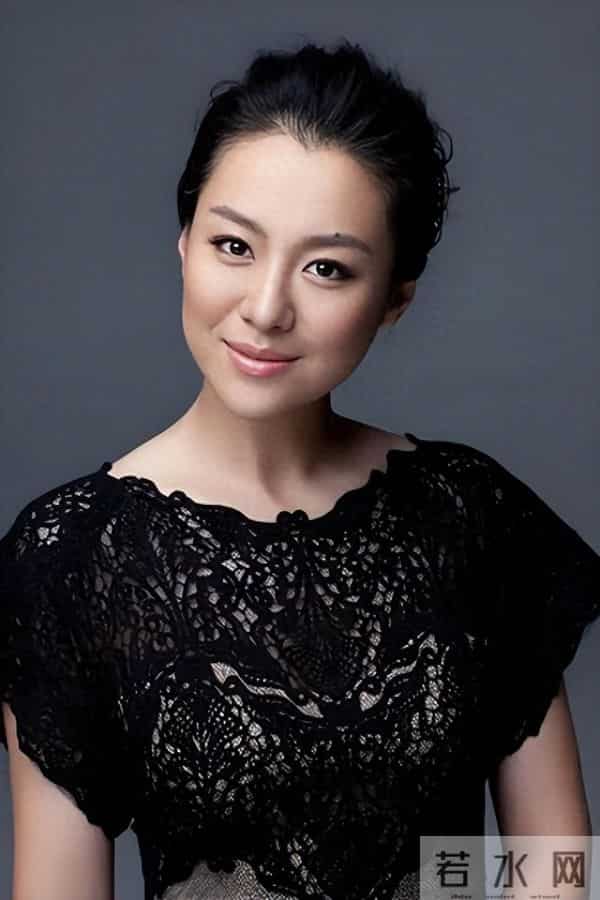 49岁的容颜是岁月留下来的风韵，果然有的人年纪越大越漂亮