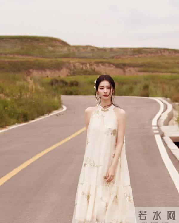 王楚然 大青衣长相 大气自信漂亮