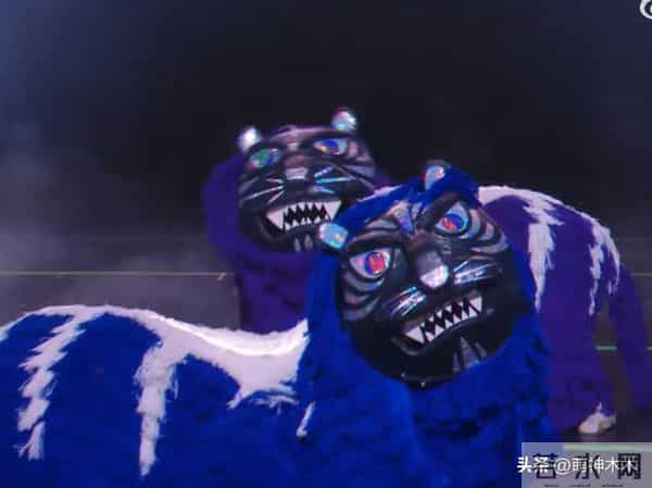 MAMA颁奖礼大偷中国文化！水墨画、舞狮轮番登场，画风诡异遭痛批