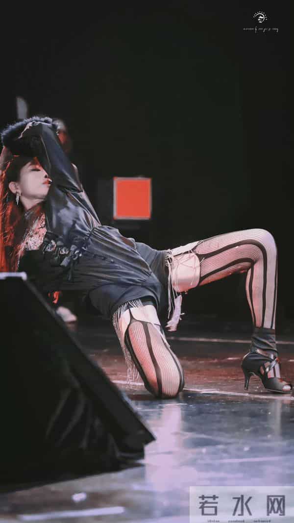 徐梦洁，性感舞台，瘦好多