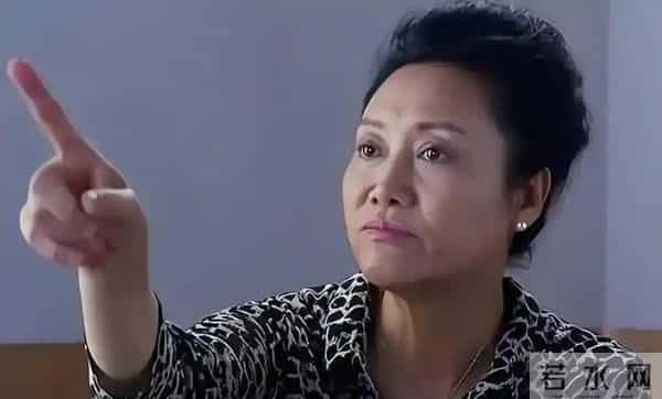 钱再多有什么用？车晓母亲王丽云的遭遇，给所有老年明星提了个醒