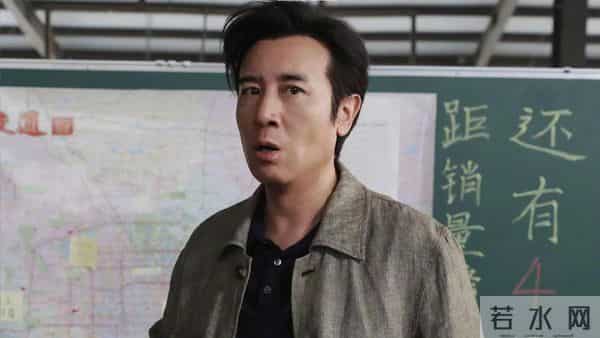 小时候险些饿死的于和伟，戏份被张艺谋删掉，新作品被官媒点名