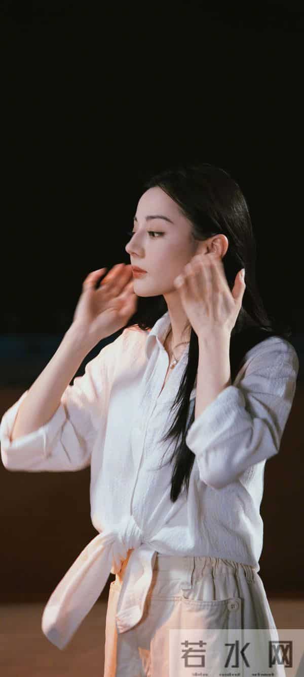 迪丽热巴 枭起青壤