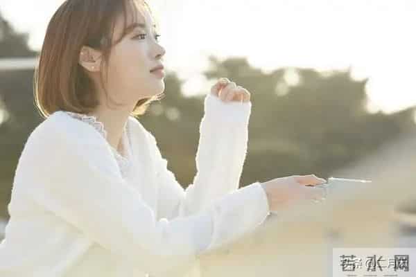 用3种方式冷落女人，女人才会失去抵抗力