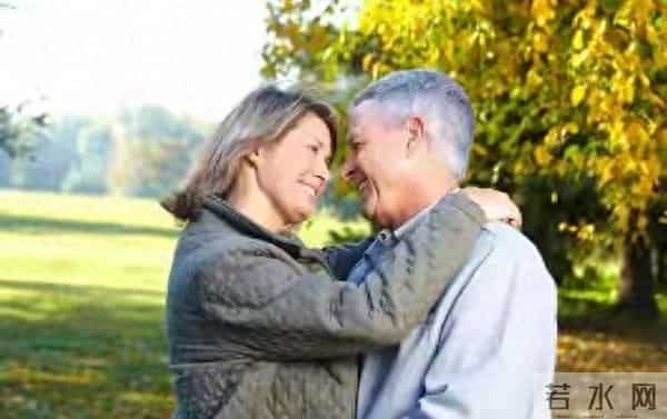 活到60岁才明白：两性最高境界，是女人交真心、男人露灵魂