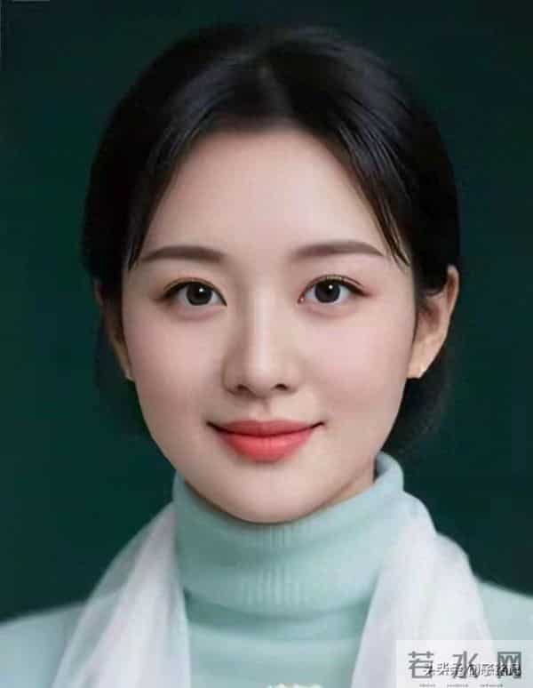 女人最抵抗不了的6种身体语言，男人一碰，她就心动！