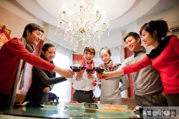 兄弟姐妹之间最伤感情的，不是吵架翻脸，而是这4件事，别去碰