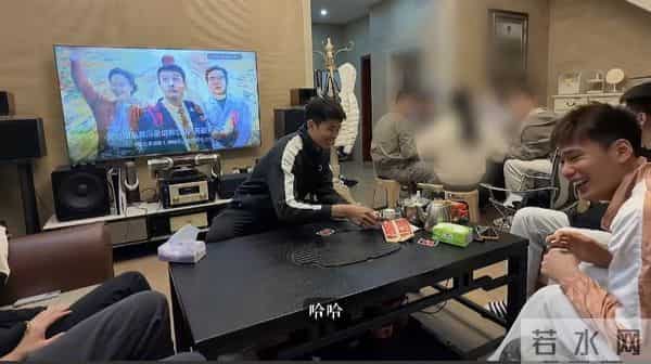 水亦诗到泉州更辛苦，忙到没空化妆脱发严重，12个菜招待邹阳朋友