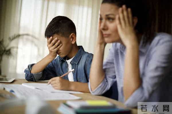 “今天要洗头吗？”天冷了，儿子洗澡前灵魂拷问！妈妈们：斗智斗勇又开始了！