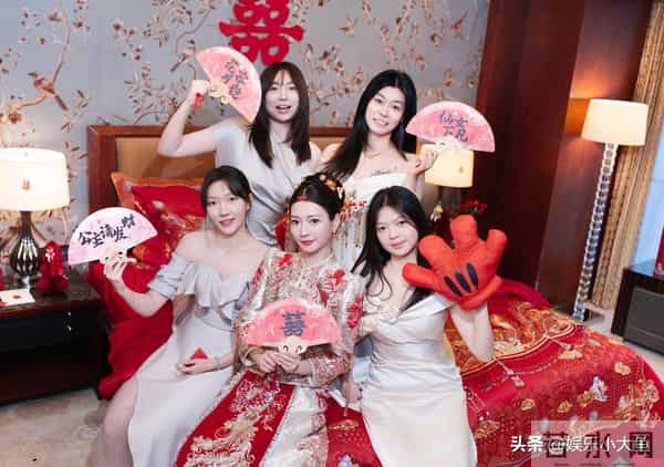 黄雅琼刘雨辰举行婚礼，郑思维儿子艾登当花童，东哥大头等送祝福