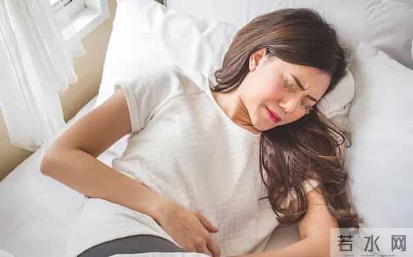 23岁女子嫁黑人老公后黄体破裂大出血，休养7天后感染，原因为何