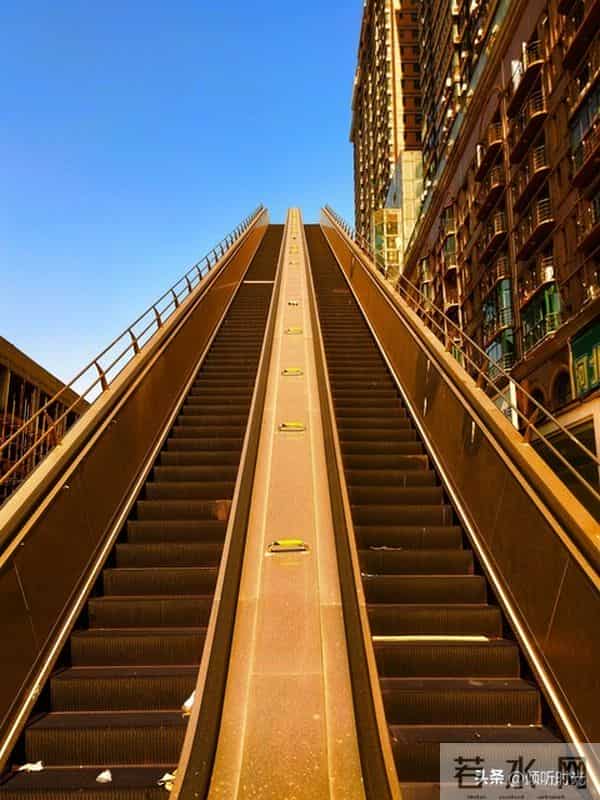 老天爷给你递梯子，贵人在暗处使劲！你再不开门，机会就真溜走了