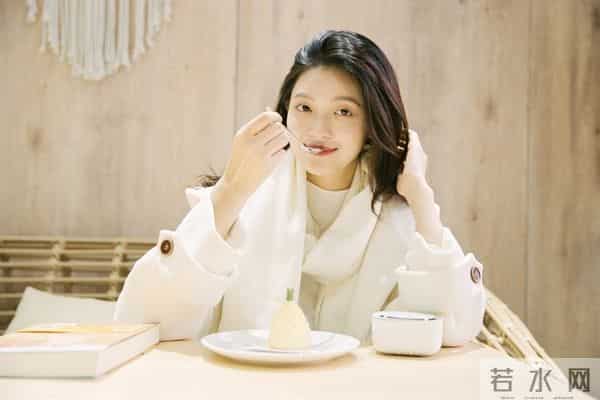 当你接触女人多了之后，就会发现！女人的＂味道＂各有千秋！