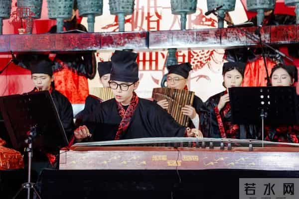 第五届湖南汉式集体婚典在长沙举行 再现中华千年古礼