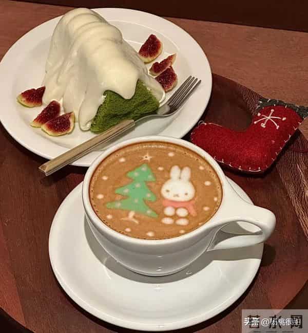 “2025小尾巴，12月1日发圈文案！”