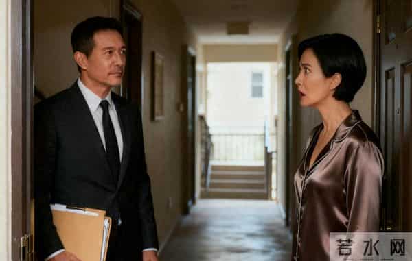 女友嫌我买不起东四环婚房嫁他人，七年后我去收租，开门租客是她