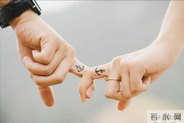 金牛座的爱深得吓人 沉默里藏温度 心里火大得很 爱恨全藏得让人心颤