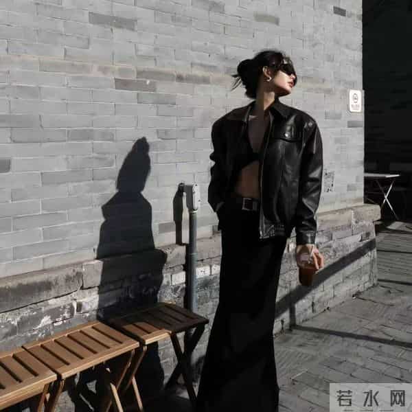 12月1日那天，朋友圈一定要这样发，落落大方，也很温柔~