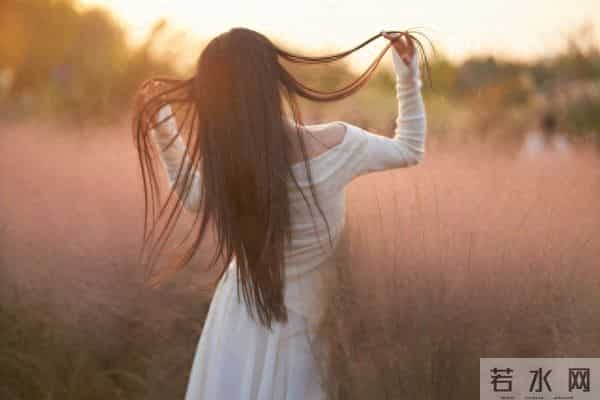 狮子座12月上旬运势：高光开局如星耀场，稳扎稳打更出彩